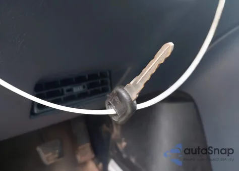 1998 Chevrolet Astro z USA, uszkodzony, nr VIN 1GCDM19W7WB162837